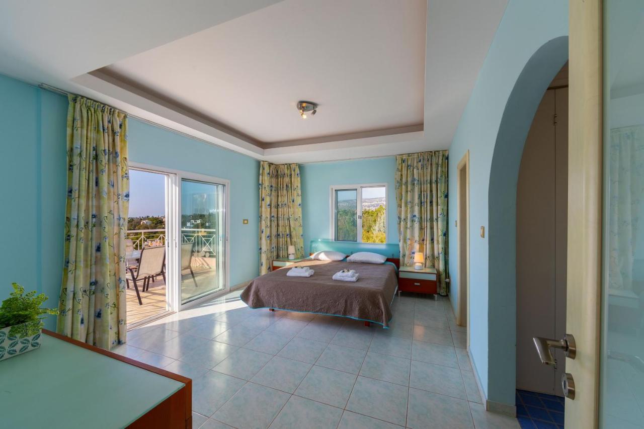 Coral Bay View, Walking Distance To The Beach! Πέγεια