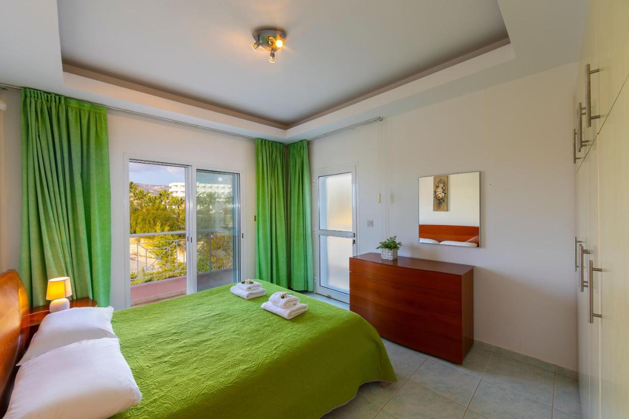 Coral Bay View, Walking Distance To The Beach! Βίλα Πέγεια